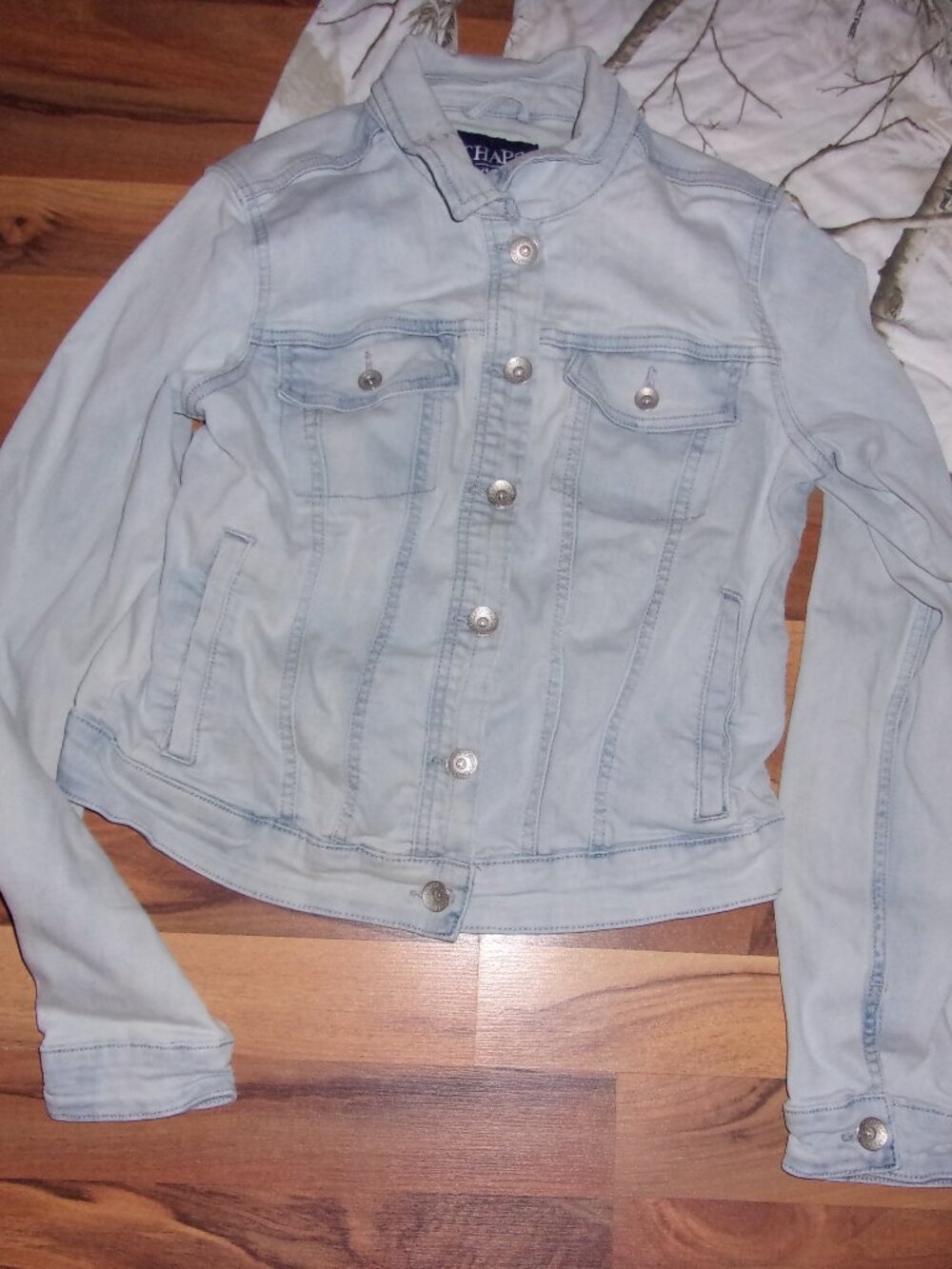 size small womens light blue jean denim jacket coat